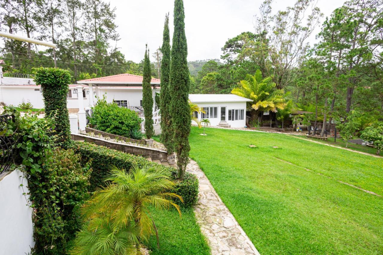 Hotel Cocoview, Bar & Restaurante Valle de Ángeles Kültér fotó