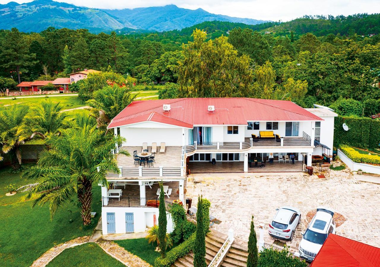 Hotel Cocoview, Bar & Restaurante Valle de Ángeles Kültér fotó